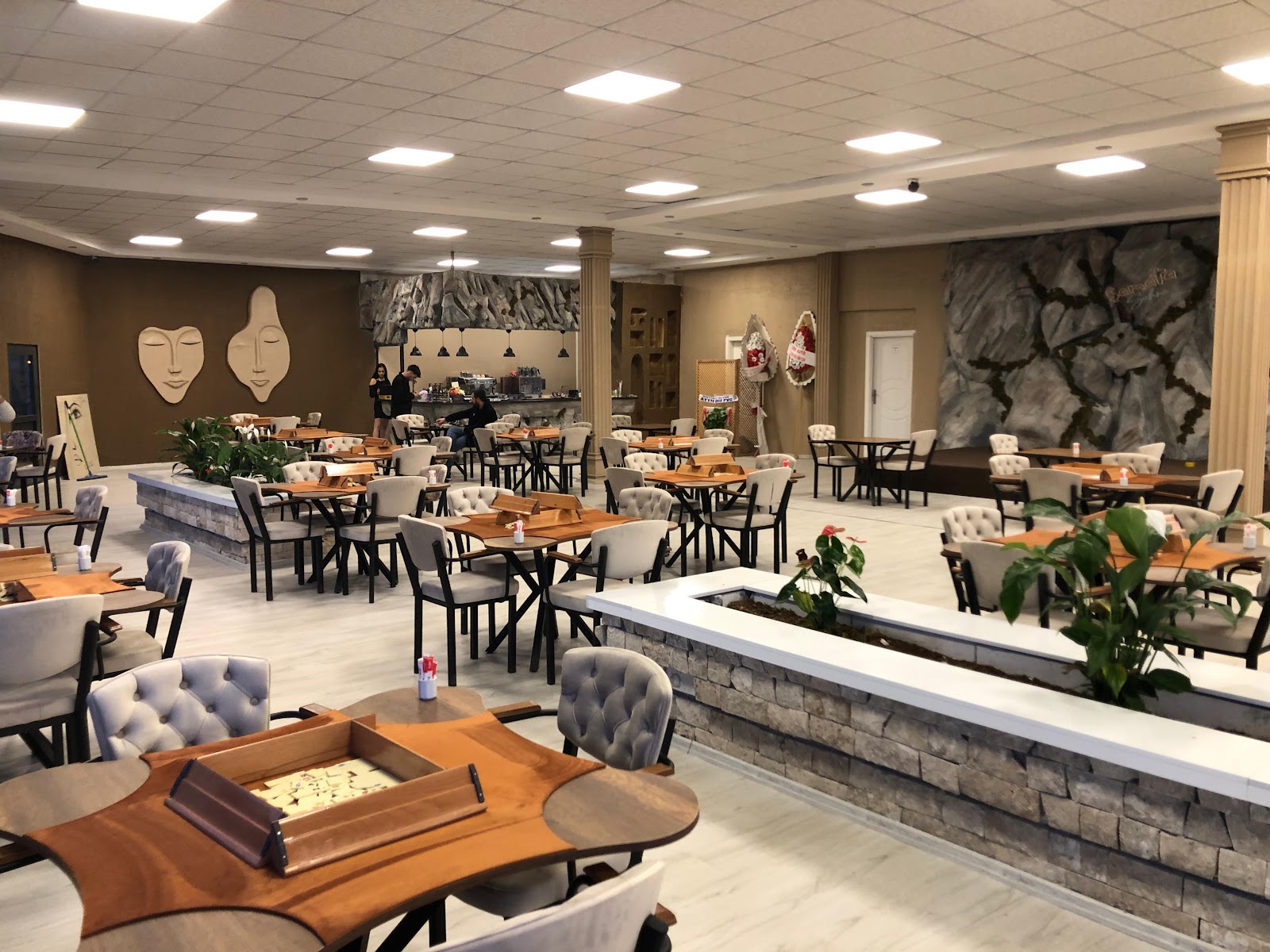 Şamata Cafe & Nargile mekanı