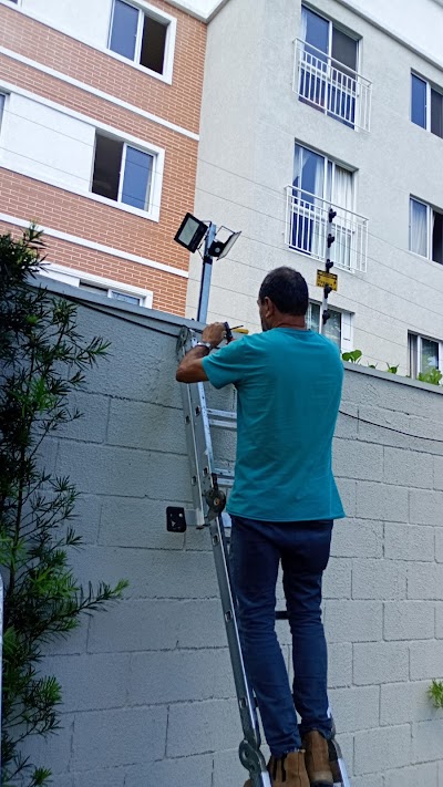 Foto de Encanadores eletricistas 24 horas HC Curitiba