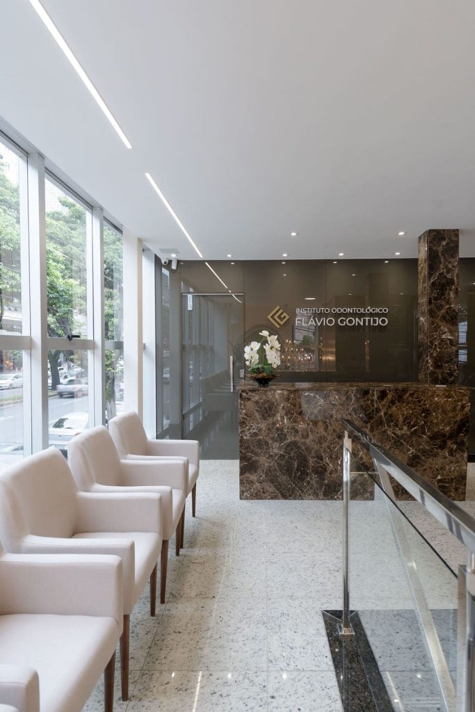 Instituto Odontológico Flávio Gontijo – Implantes e Coroas no Mesmo Dia em BH - foto 4