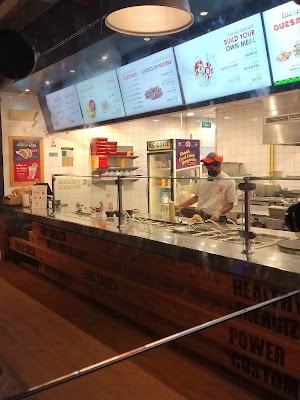 برو - شركة المحترفون لخدمات المساج والسبا المنزلية (Professionals for home spa and massage services)