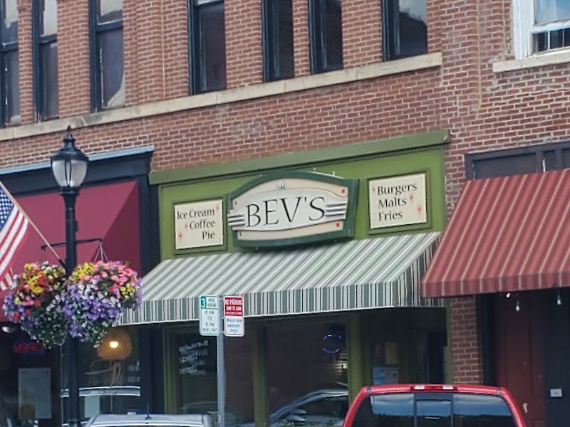 Bev's Cafe photo 3