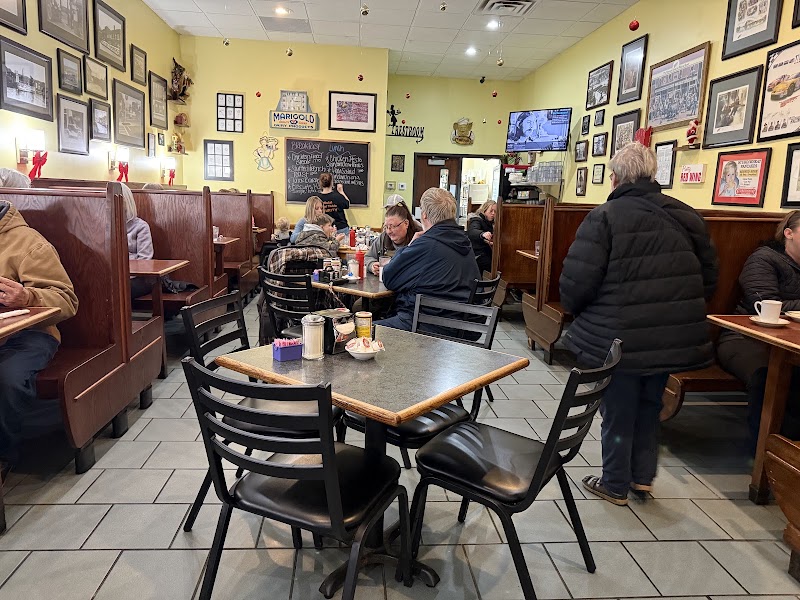 Bev's Cafe photo 4