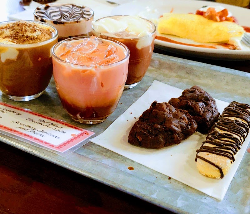 The Mitten Cafe & Bakeshop photo 3