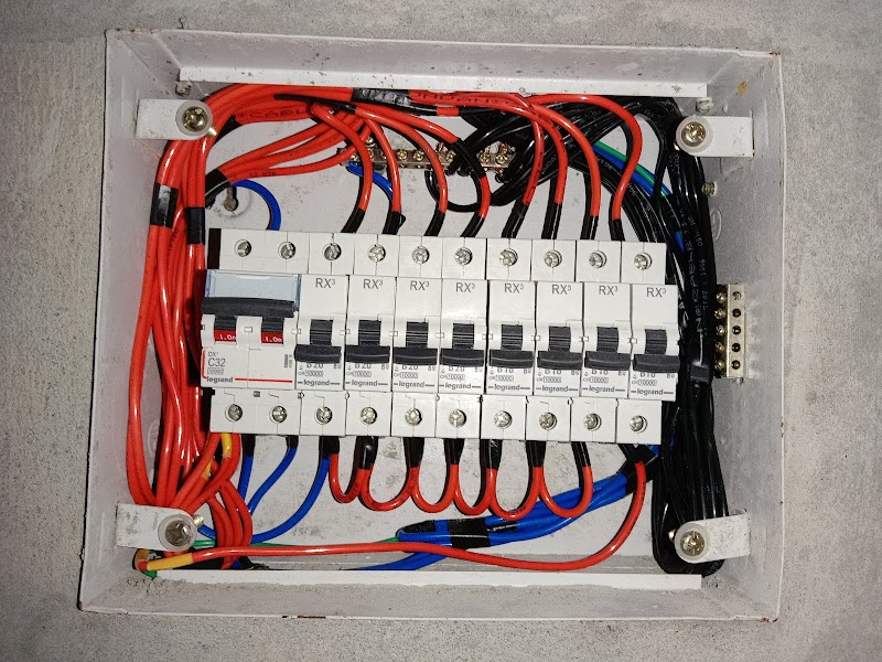 Mech Tech Electrical & Plumbing services