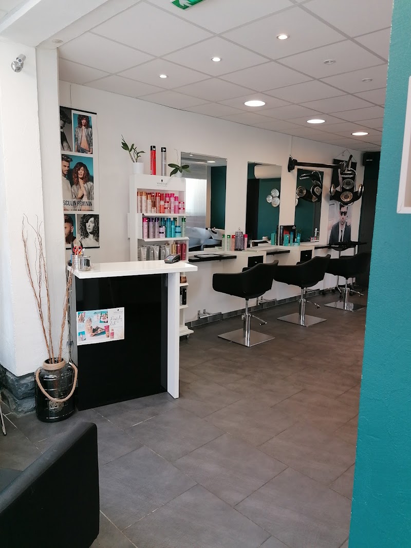 SARL C&L CREATION (L'INSTANT COIFFURE) — photo 3