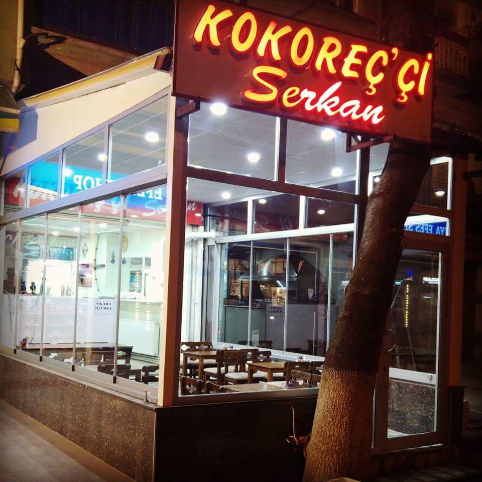 Kokoreç'çi Serkan mekanı