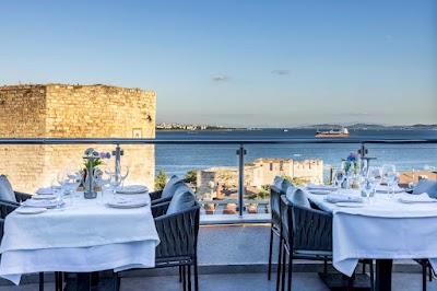 Vista Roof Lounge & Restaurant - Restoran