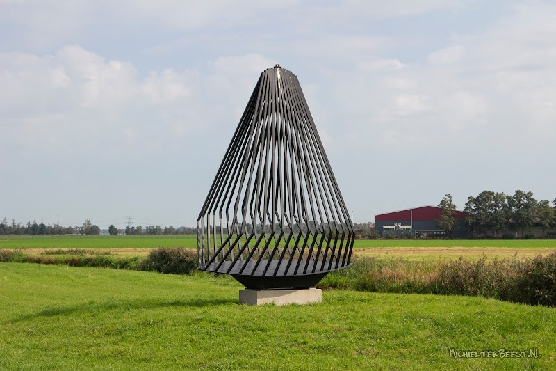 Monument voor de Binnenvaart Woubrugge