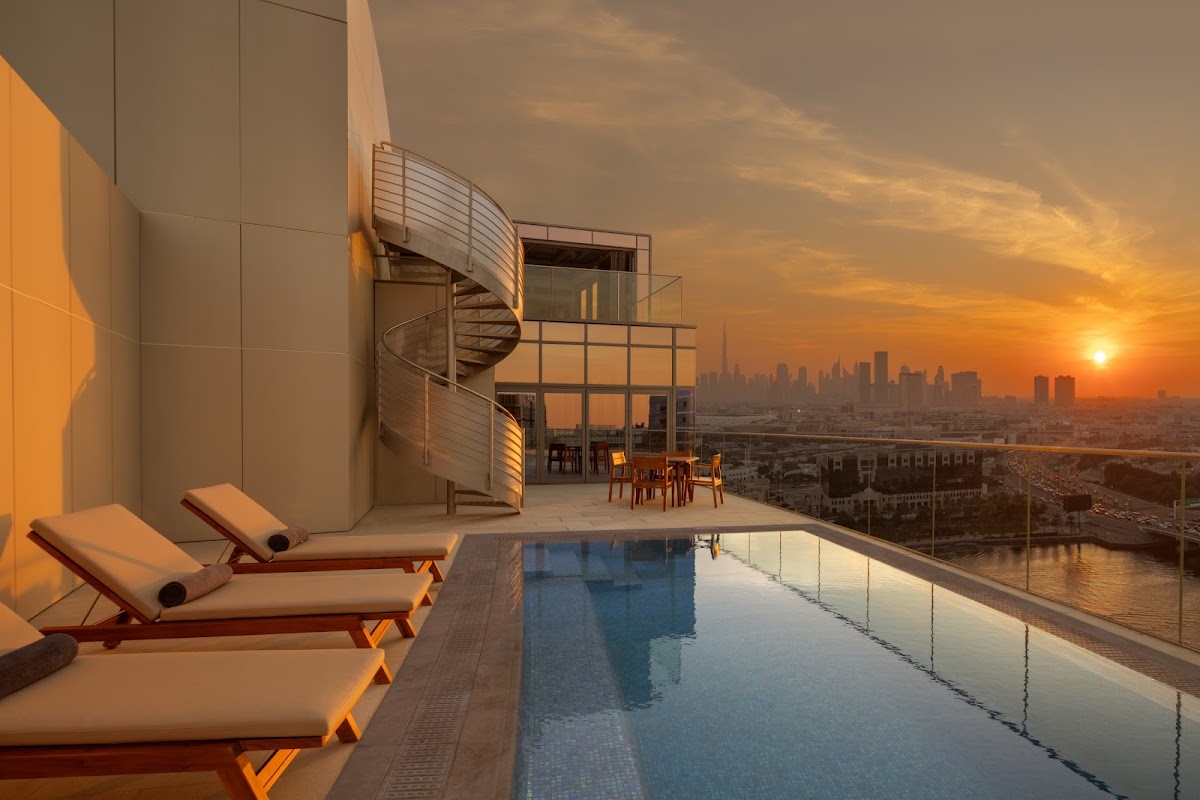 Hilton Dubai Creek Hotel & Residences 3