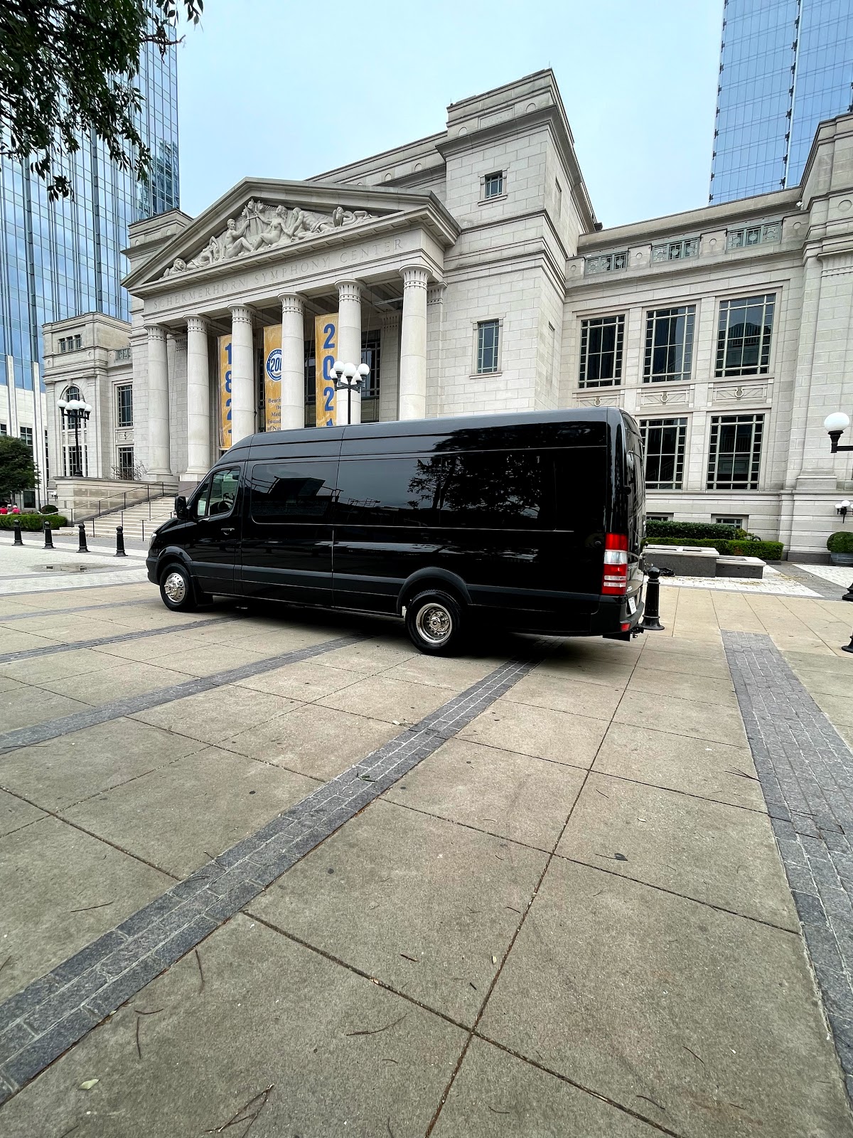 Metro Livery Charter Bus & Limousine Service Nashville Huntsville: Google Places image 4
