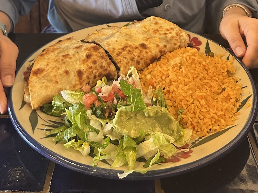 Agaves Cantina Hwy 41 photo 4