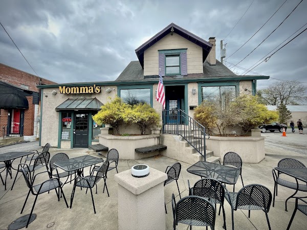 BRISKET MAC AND CHEESE exterior