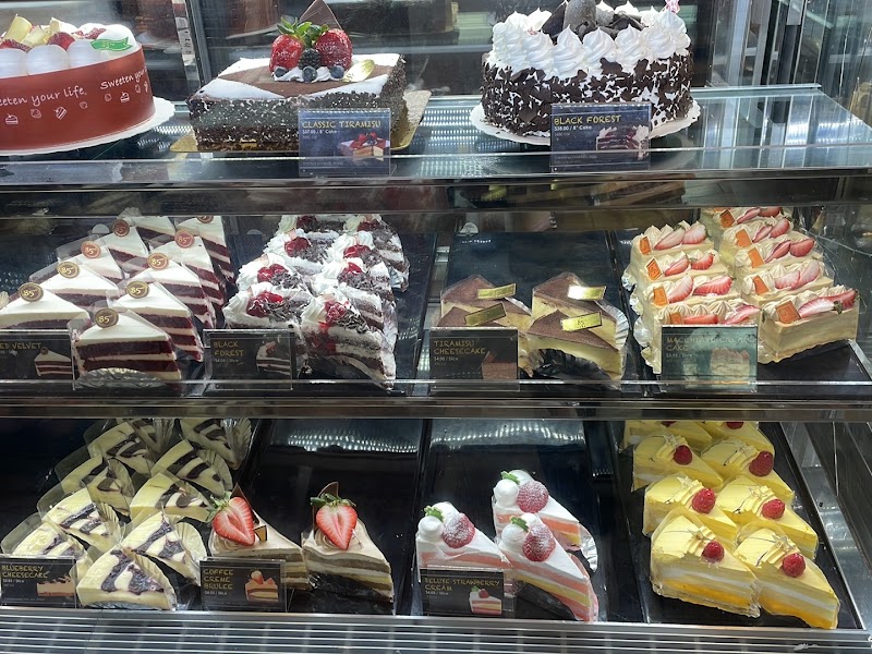 85°C Bakery Cafe - Rancho Cucamonga photo 3