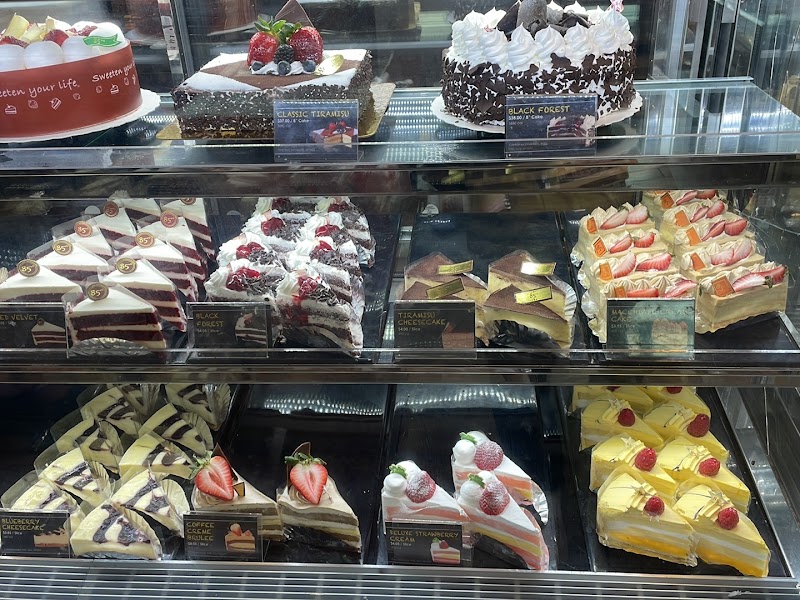85°C Bakery Cafe - Rancho Cucamonga photo 4