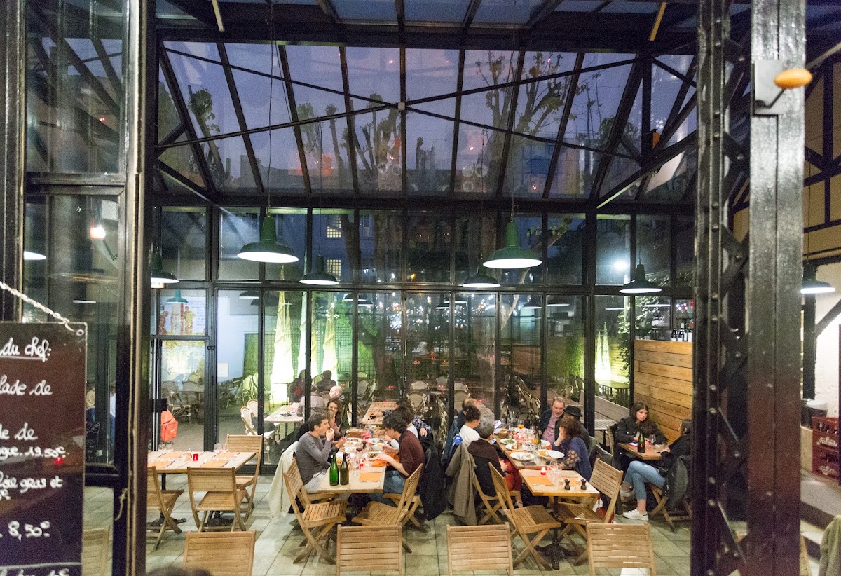 L'Entrepôt, vue extérieure