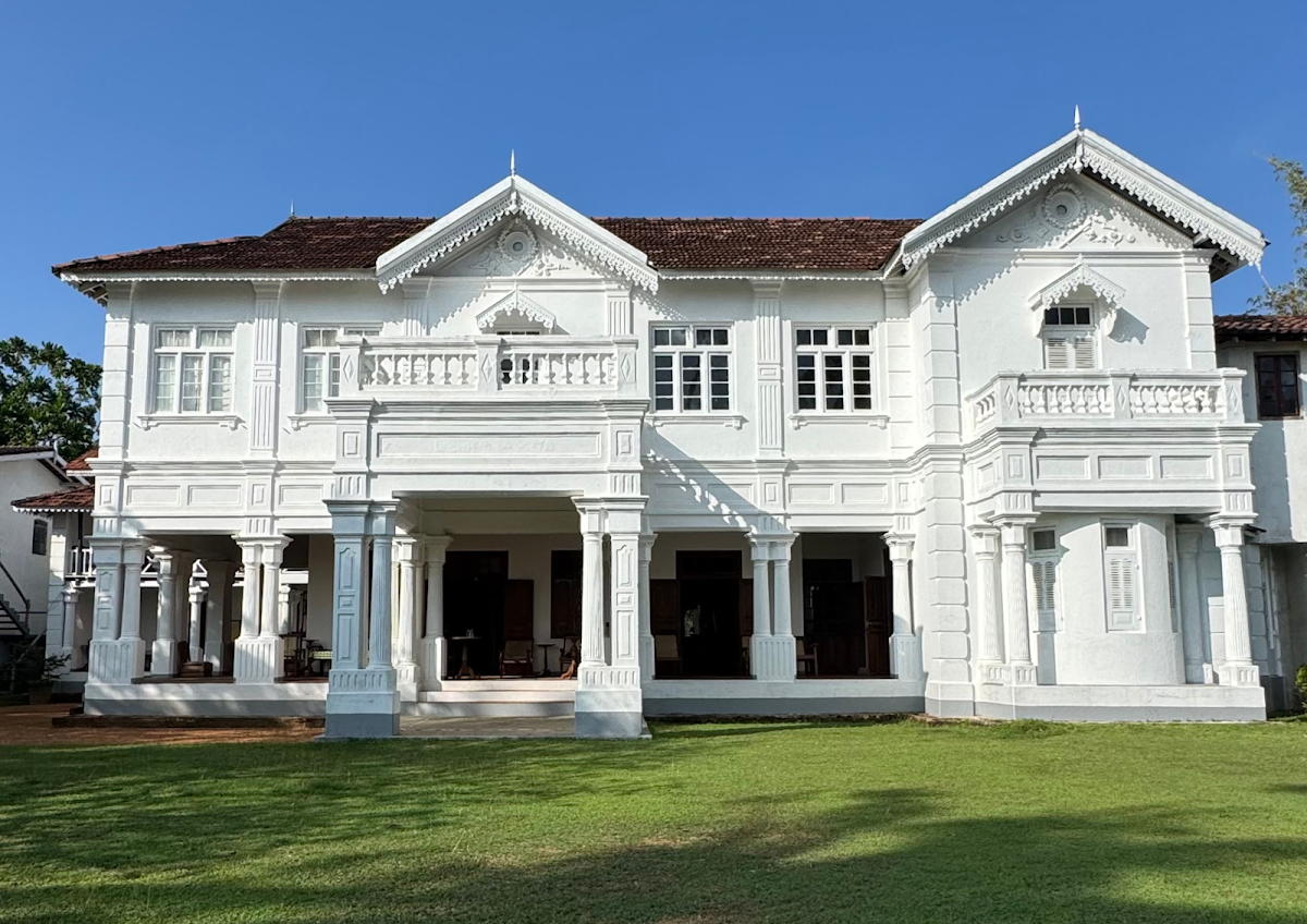 Villa de Zoysa — 3