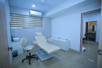 Dr. Reshma’s Skin-Hair-Laser Clinic - Image 2