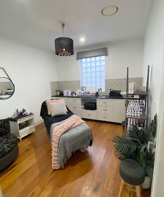 Trac Ioriannis Hair and Beauty photo 3