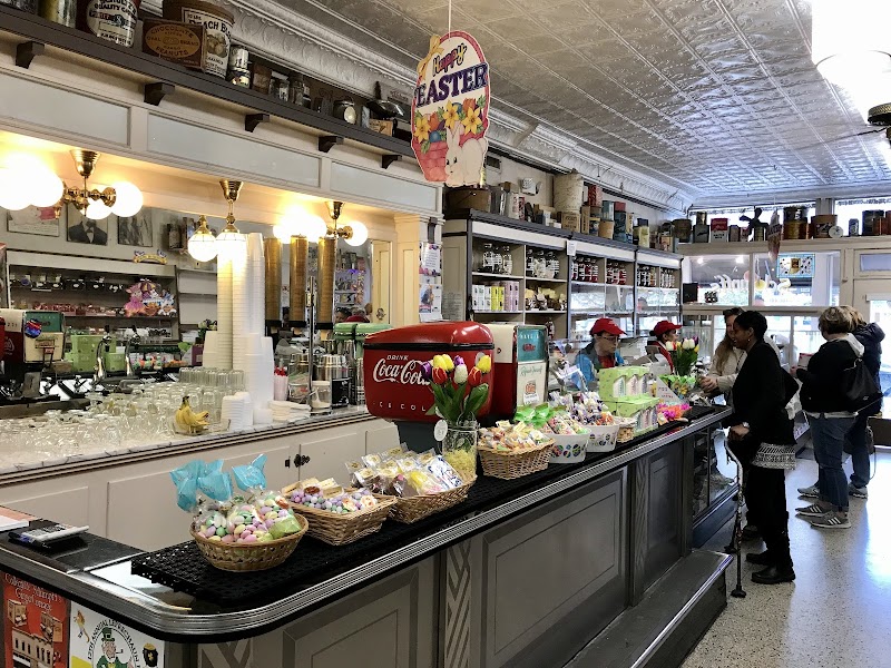 Schimpff's Confectionery photo 3