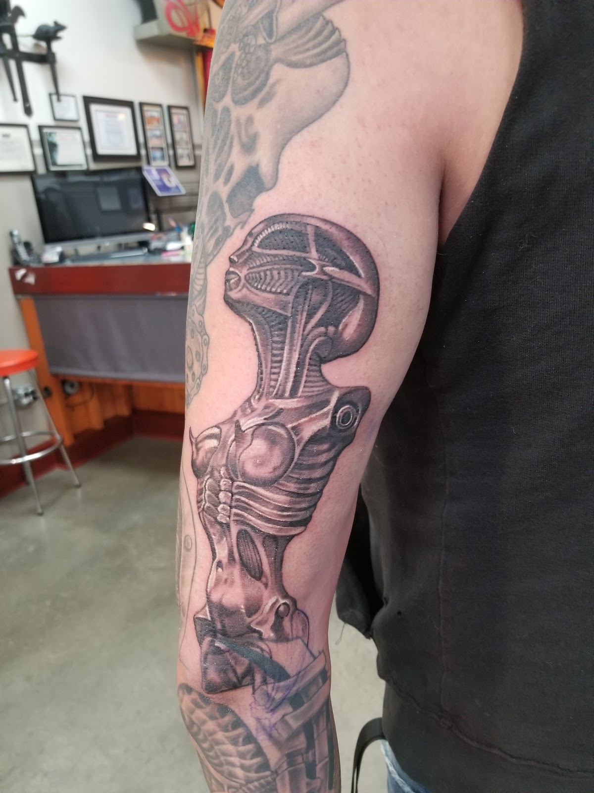 Blue Collar Tattoo tattoo work — photo 2