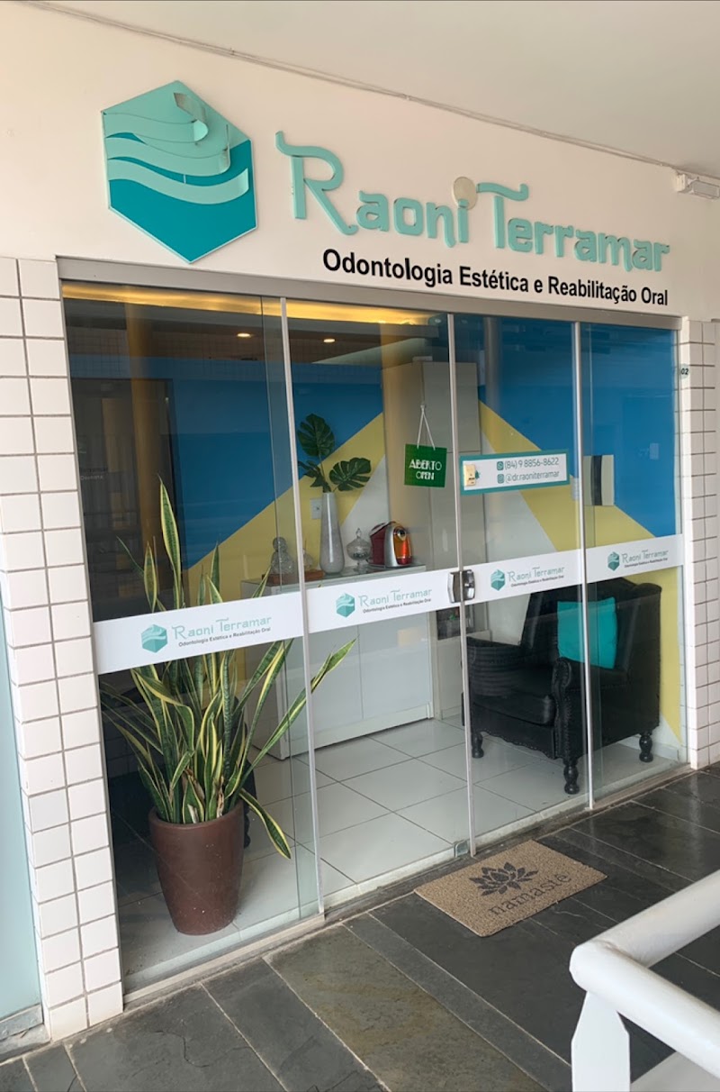Dr. Raoni Terramar | Odontologia Estética e Reabilitação Oral - foto 2