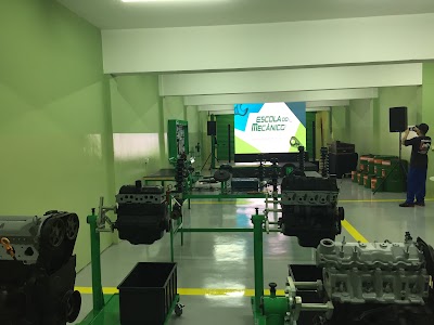 Foto de Escola do Mecânico - Curitiba