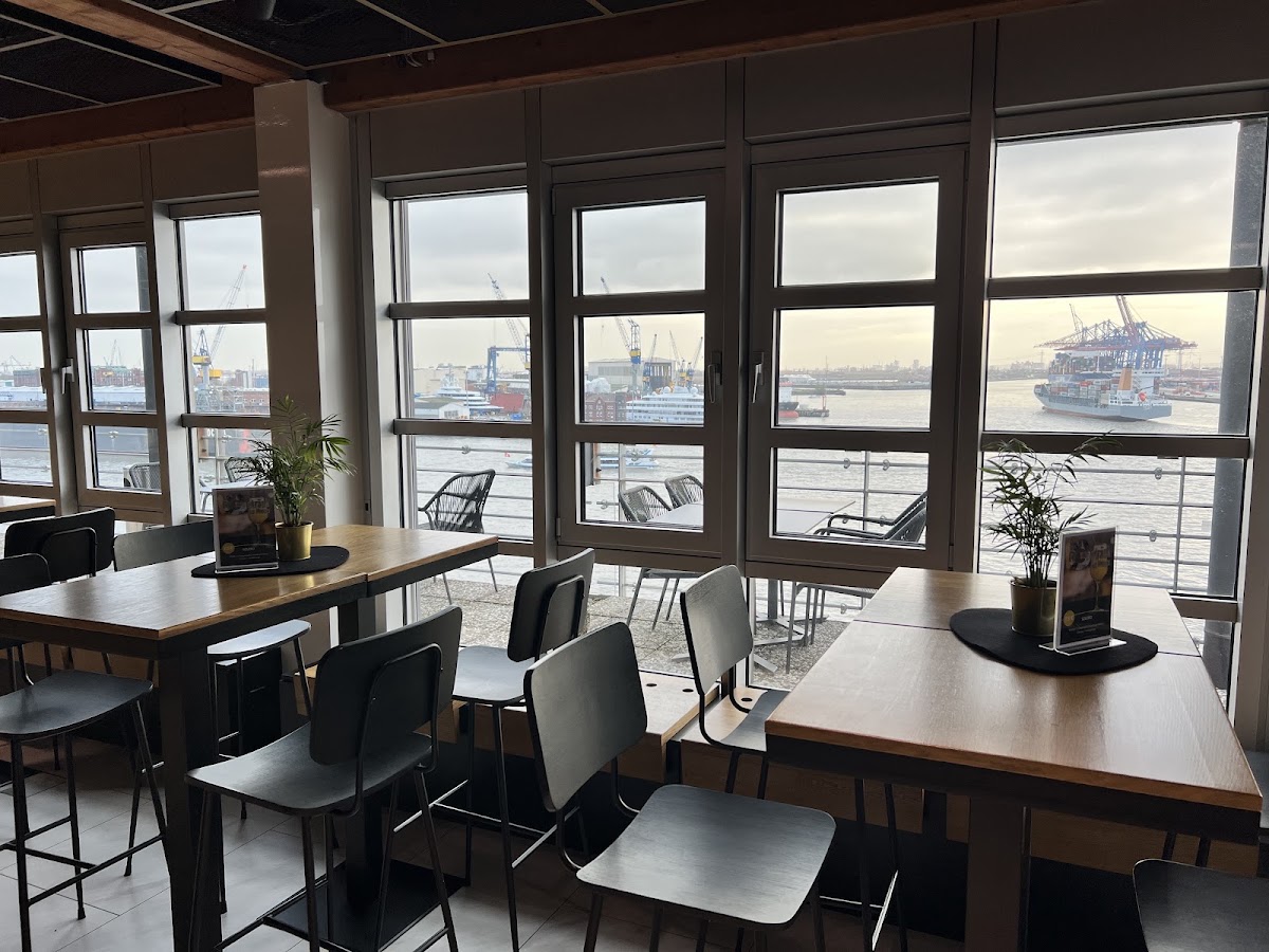 GINN Hotel Hamburg Elbspeicher, dog-friendly hotel, photo 3