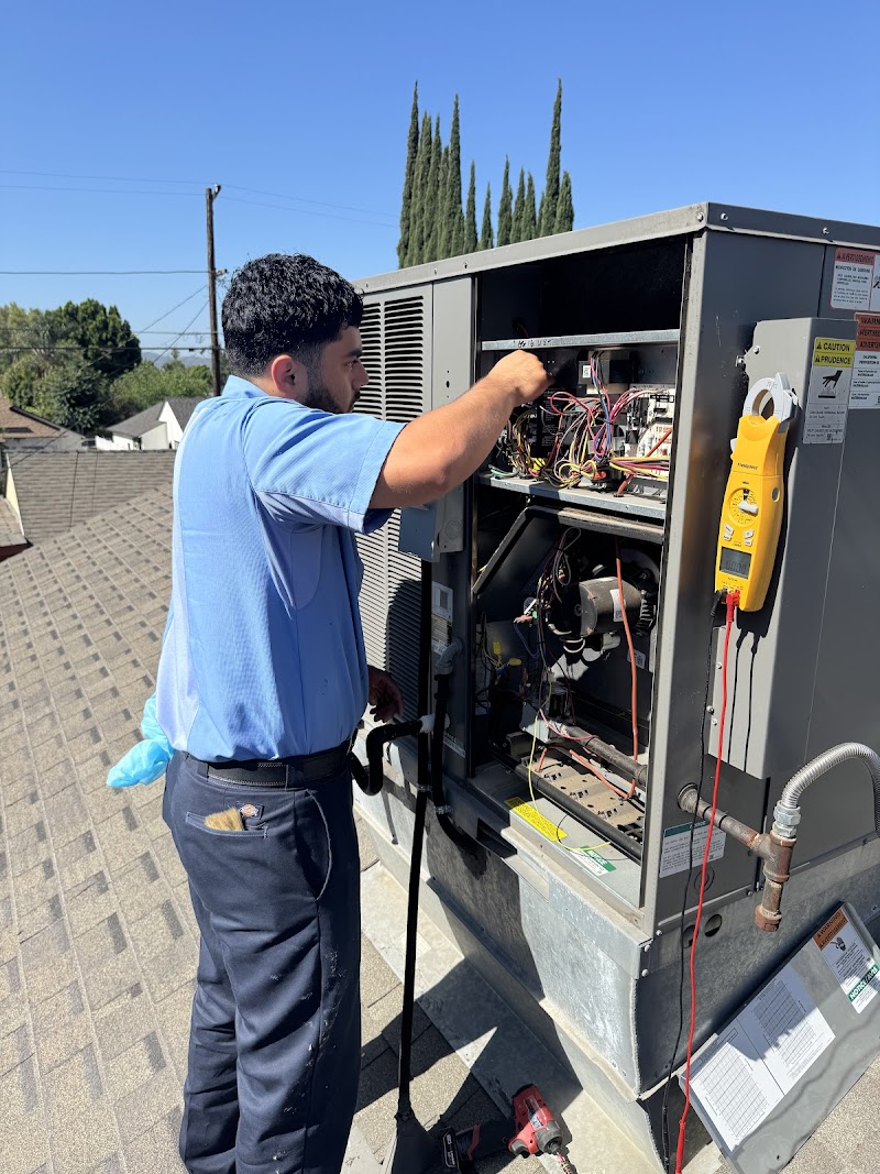 Service Genius Air Conditioning and Heating - General Contractor in Los Angeles