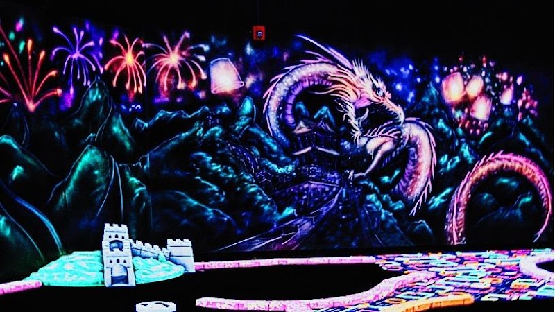 Glo Mini Golf banner