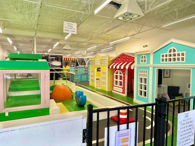 Giggles and Fun Indoor Playground (Houston) — Indoor Playground in Houston