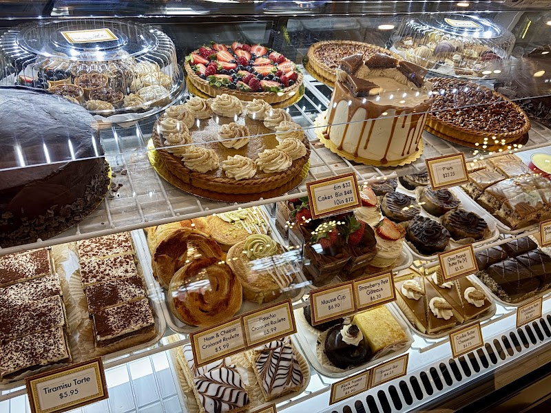 Amélie’s French Bakery & Café | Carmel Commons photo 1