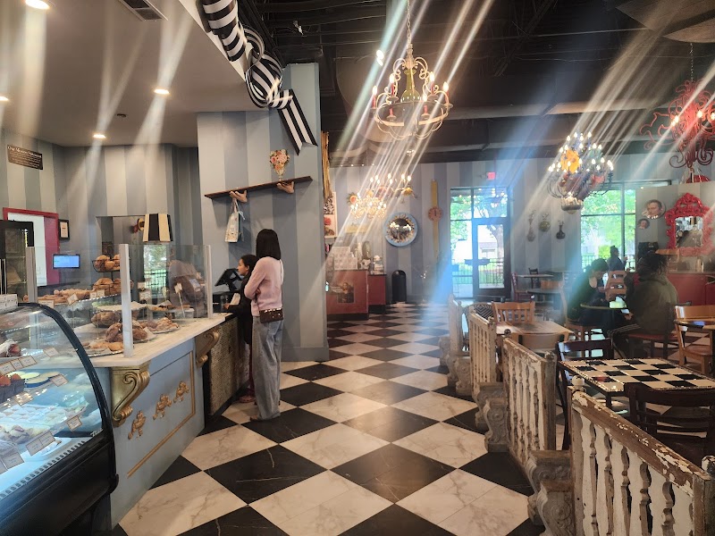 Amélie’s French Bakery & Café | Carmel Commons photo 2