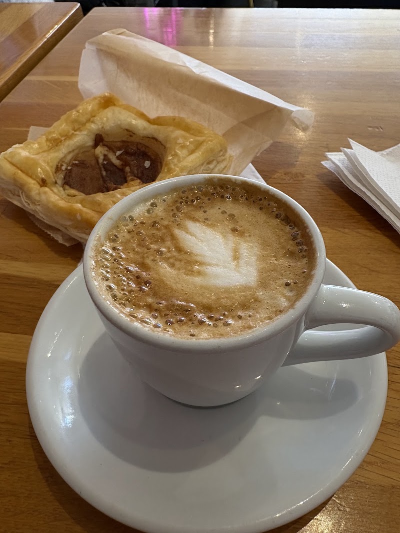 Lamppost Coffee photo 4