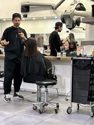 Royals Hair Hornsby photo 2