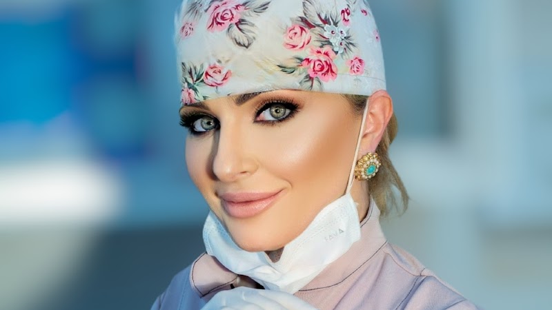 Drª Raquel Steinwandter - Dentista