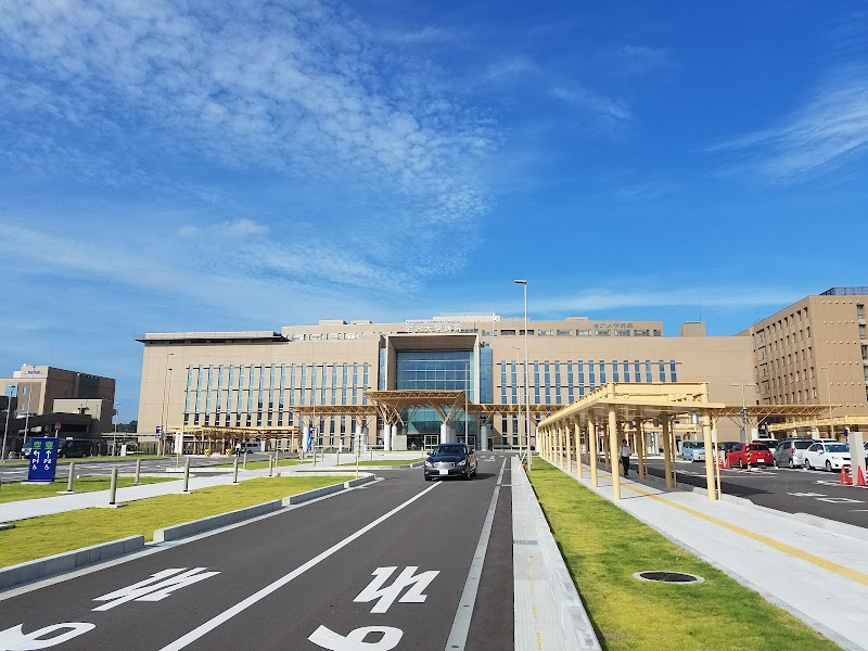 金沢大学附属病院の外観