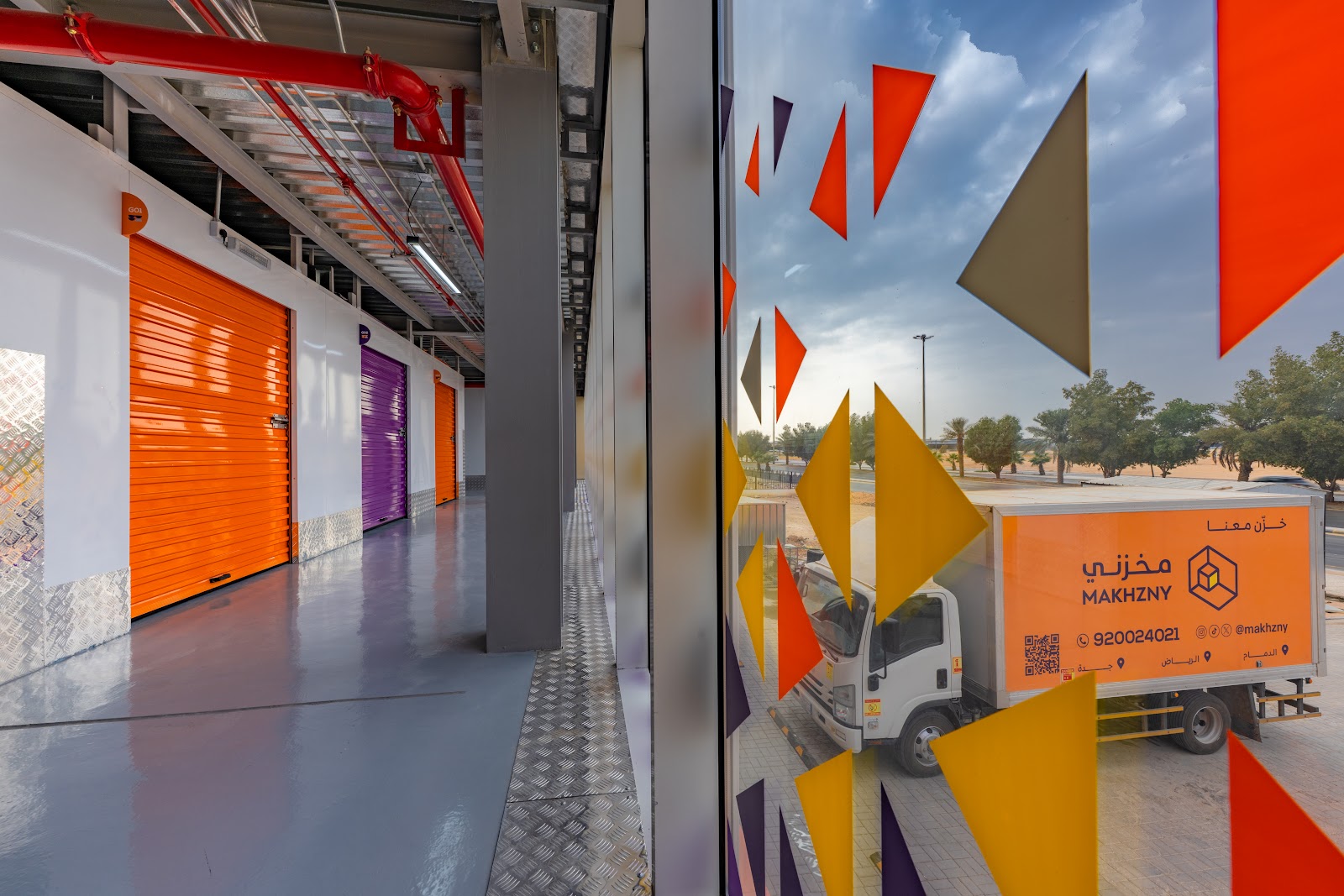 Makhzny Self Storage facility in Al Qadisiyyah, Riyadh - Exterior 3