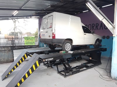 Foto de ELA Borracharia pneu car,motos mecanica de suspenção geométria