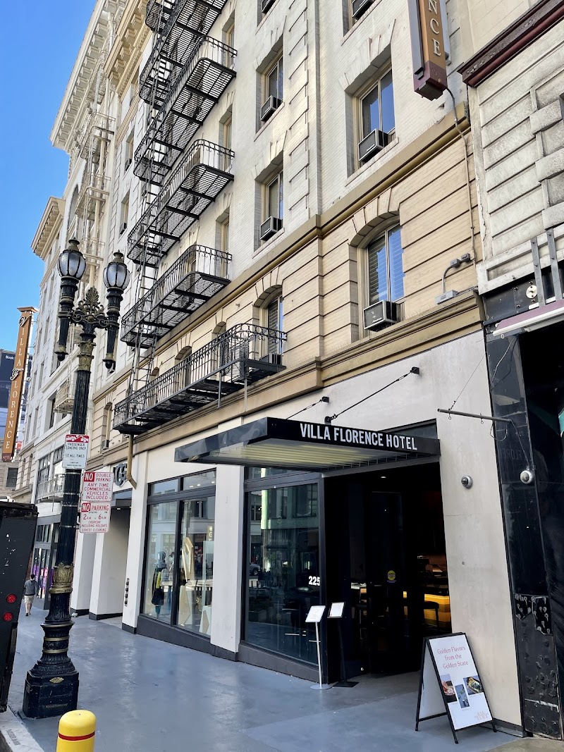 Heart of Union Square with walkable access to landmarks