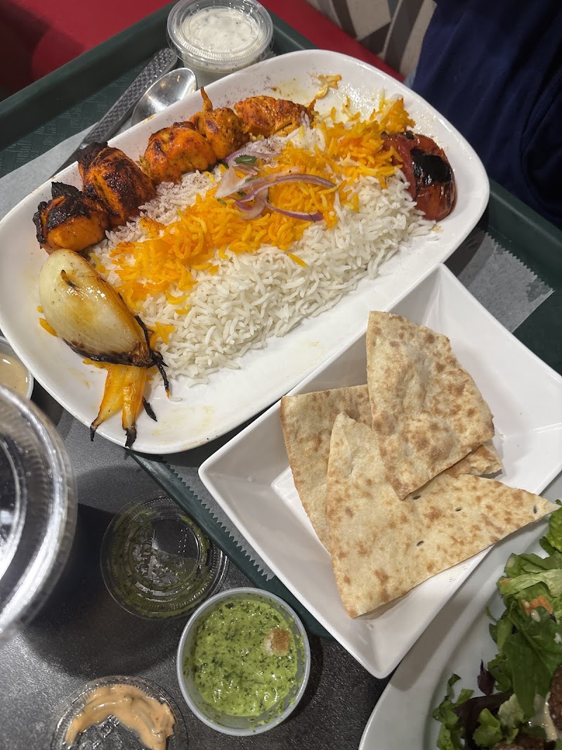 Z-burger & Maman Joon kitchen photo 4