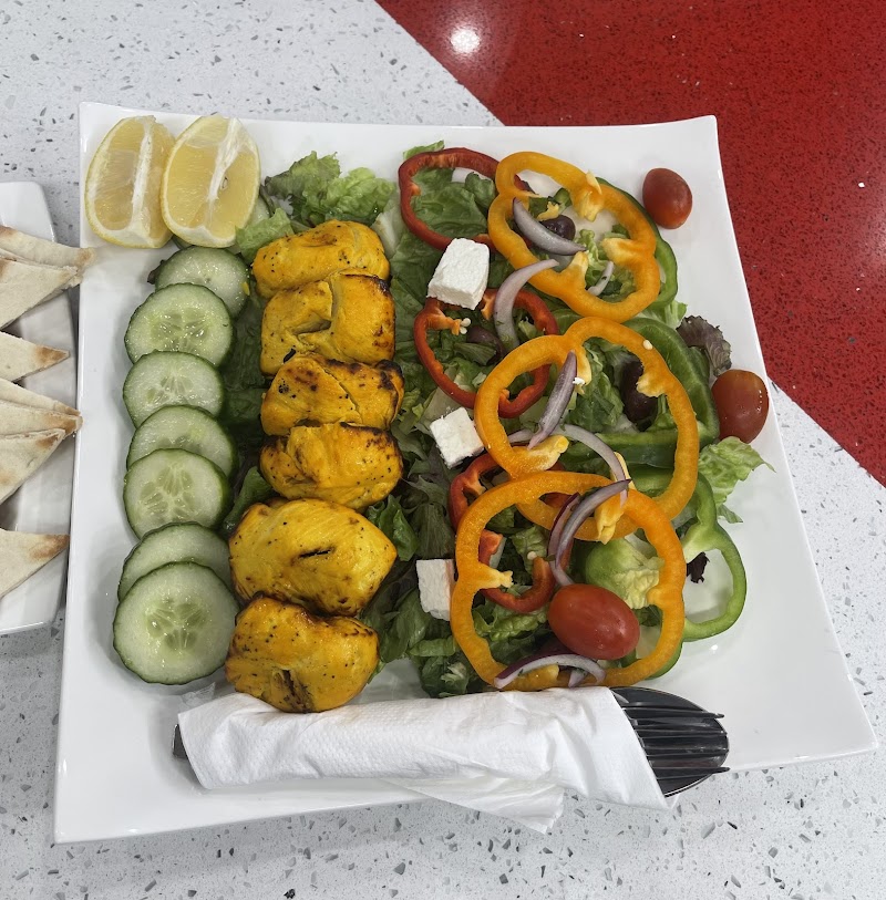 Z-burger & Maman Joon kitchen photo 6