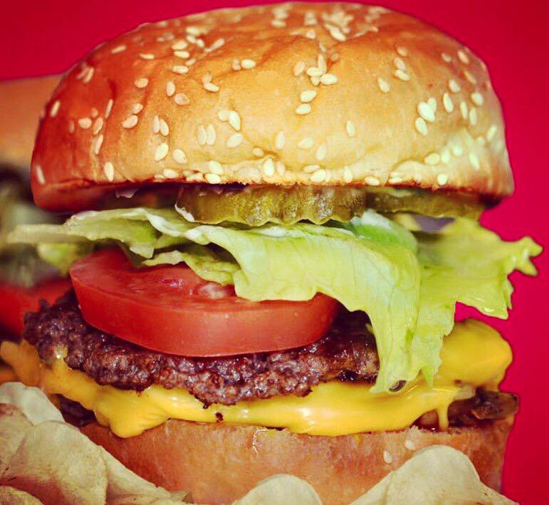 Z-burger & Maman Joon kitchen photo 2