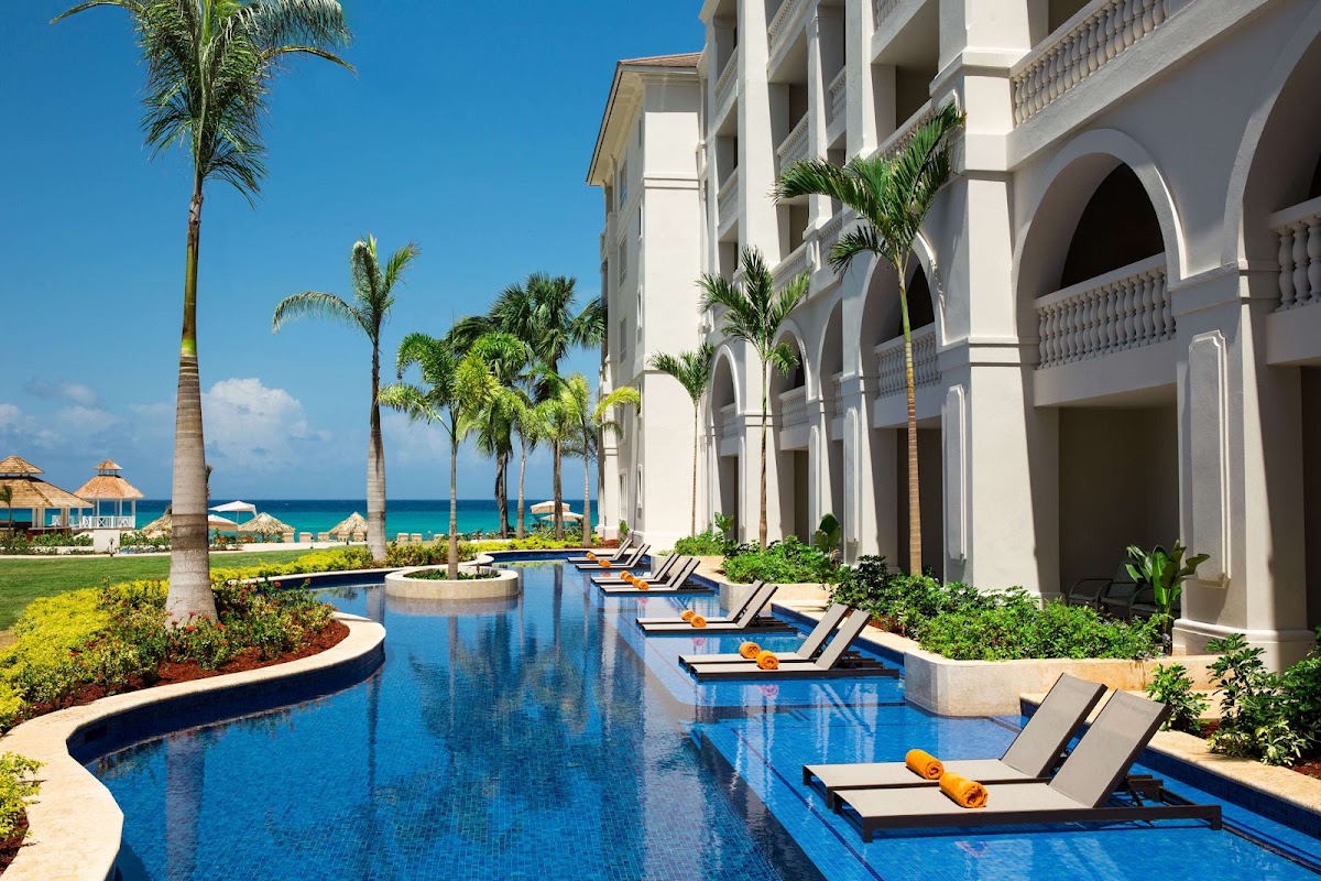 Hyatt Ziva Rose Hall