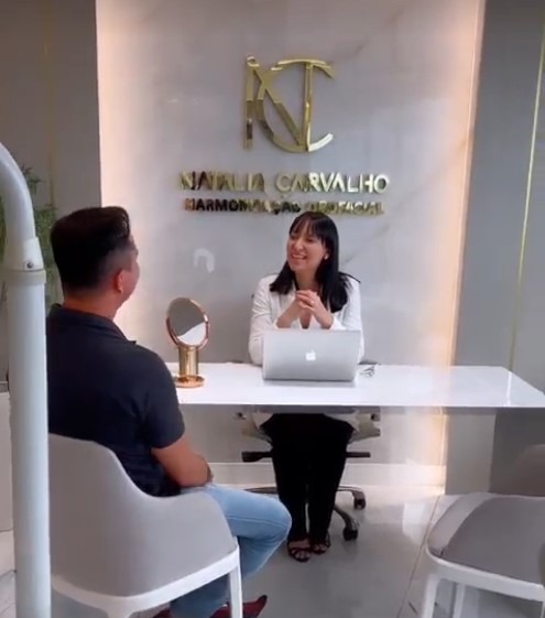 Dra. Natalia Carvalho - Harmonização Orofacial - foto 4