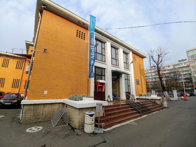Gallery 5