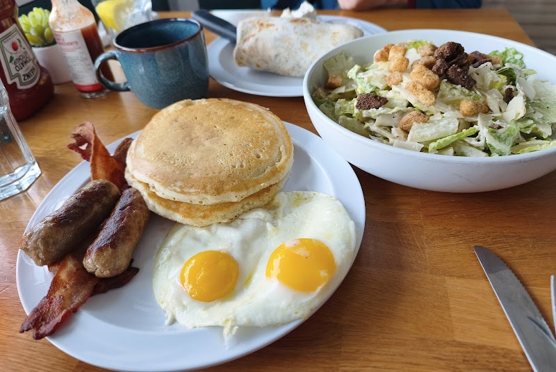 Zelda's on the beach photo 2