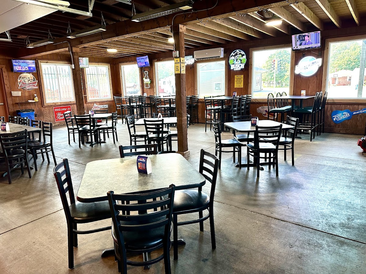 Franchise Sports Bar & Grill
