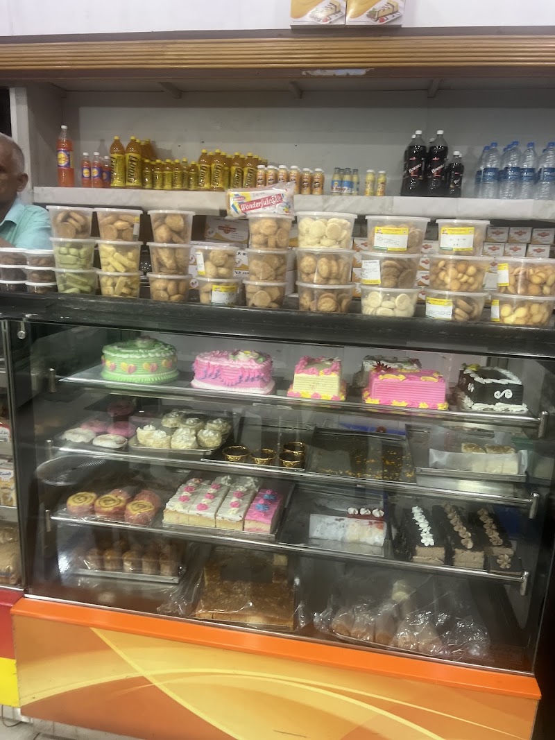 VEEPEES BAKERY & SWEETS