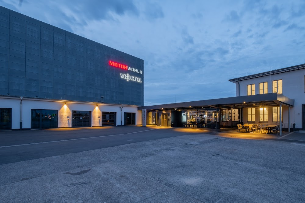 V8 Hotel Köln @Motorworld fotoğraf 1