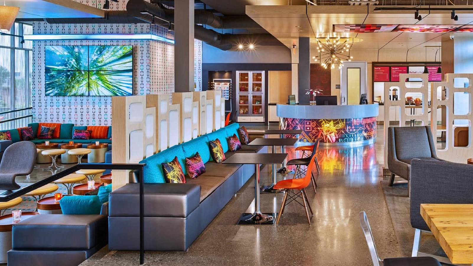 WXYZ Bar and Lounge